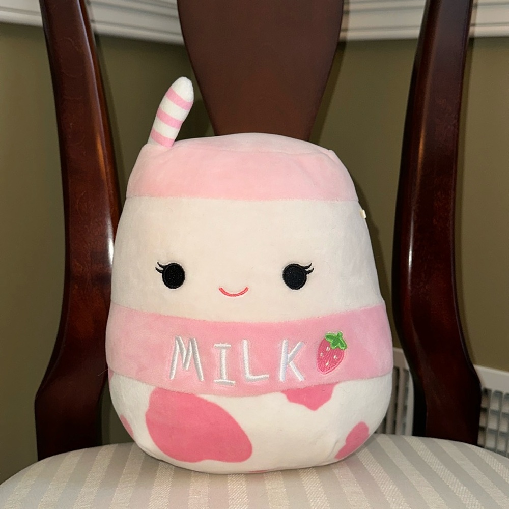8” Amelie the Strawberry Milk Squishmallow